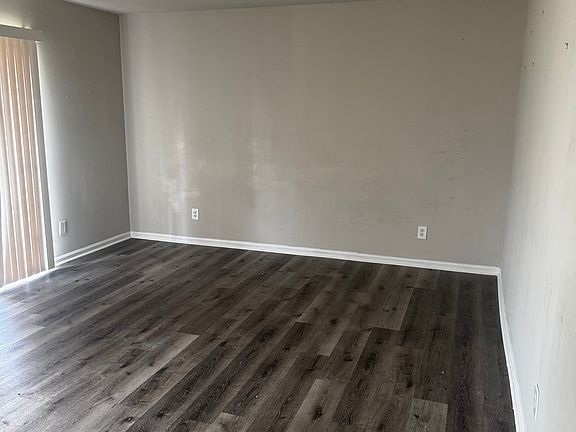 4th image of 343 Gonwood Cir