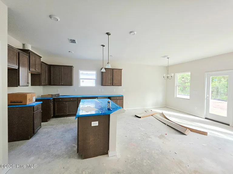 1082 River Marsh Path SE — Photo 5