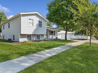 30 E Plymouth St, Villa Park, IL