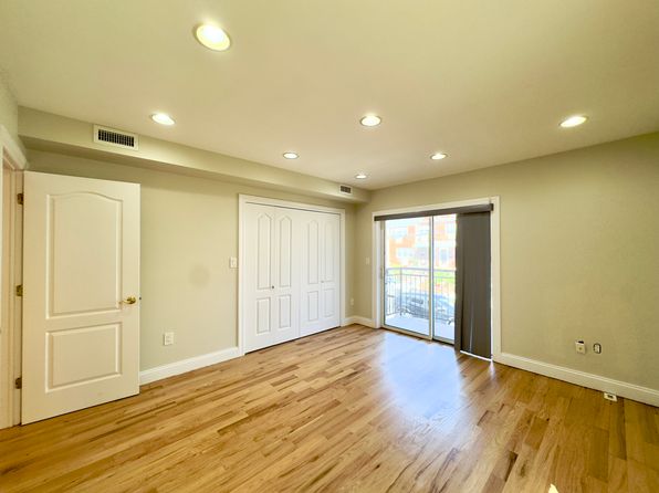 (undisclosed Address)