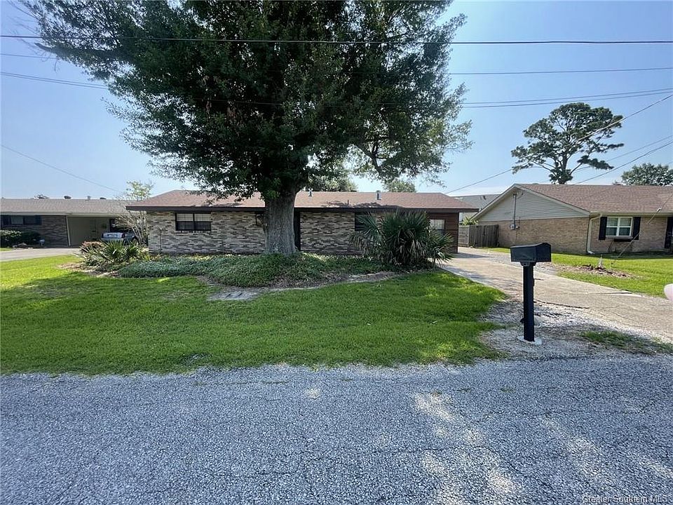 1st image of 3905 Ken Dr