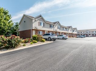 720 Fountain View Dr APT C, Mascoutah, IL 62258