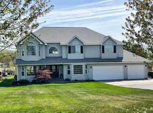 3701 Northlake Dr, West Richland, WA 99353