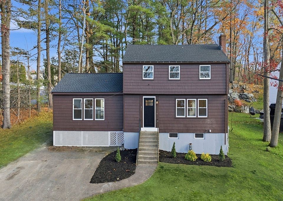 1st image of 5 Shady Lane Dr
