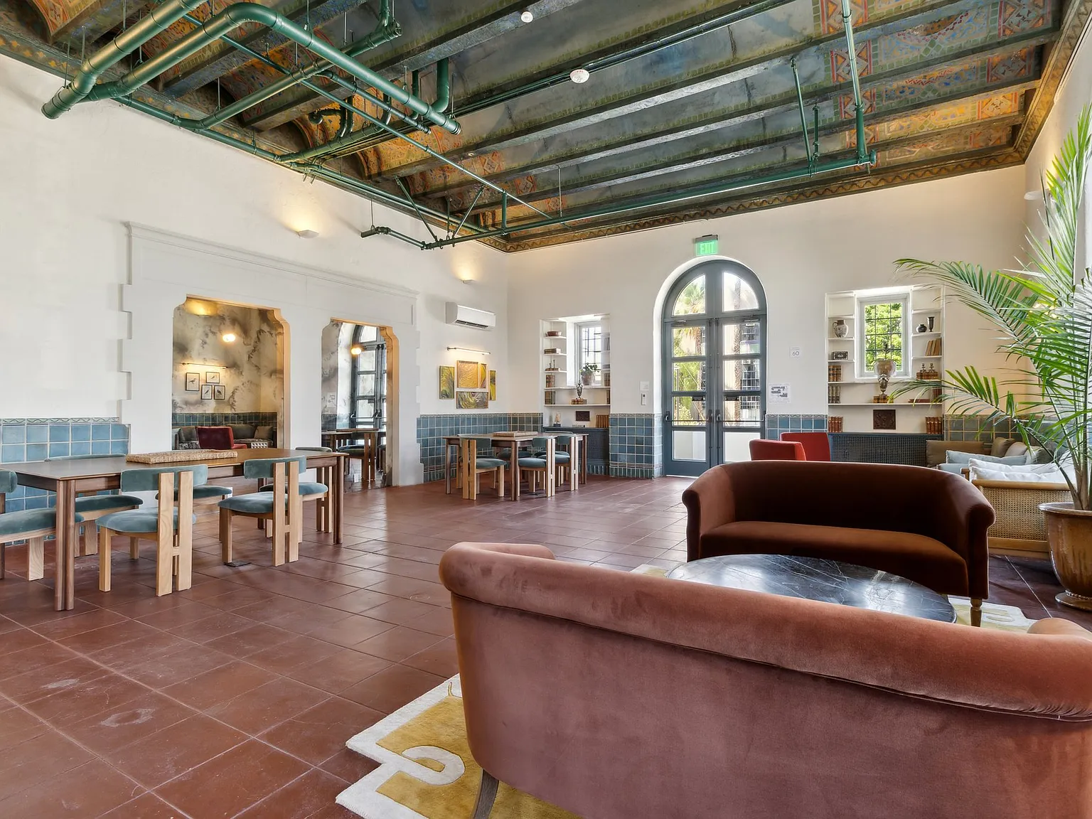 Harbor House Apartments — Photo 3