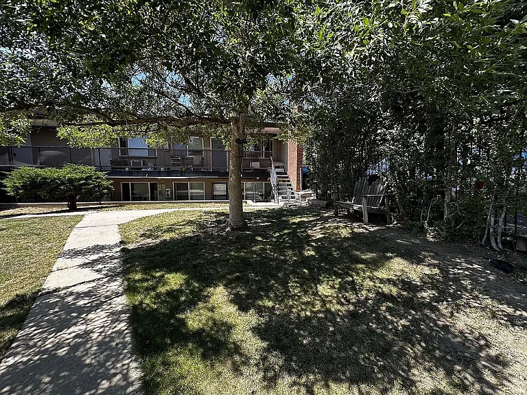 1255 Winona Ct #10 — Photo 4