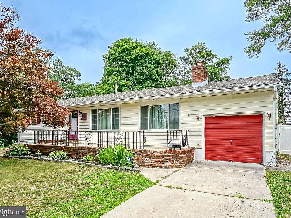 1st image of 1098 Grandview Dr