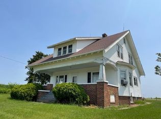 1214 Highway 1 NE, Solon, IA 52333
