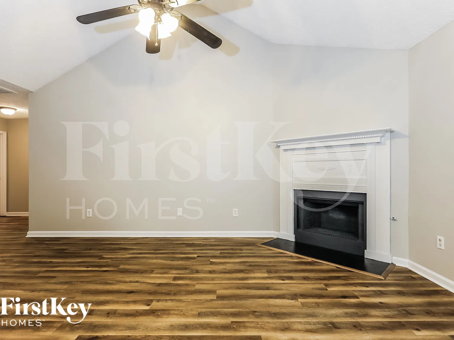 3 bed, 2.0 bath, 1490 sqft, $2,185 — Photo 4