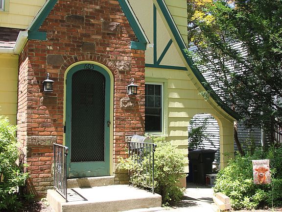 5th image of 605 Wolcott Hill Road
