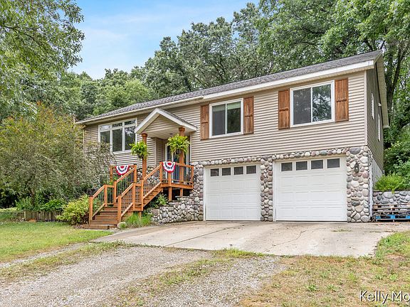 3rd image of 11856 Berridge Rd