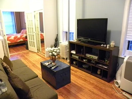 Rented by Living New York | media 20
