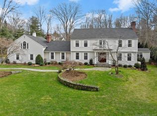 1865 Burr St, Fairfield, CT 06824