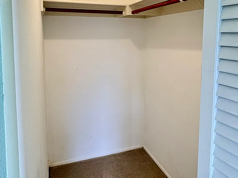 Bedroom 2 Walk-in Closet