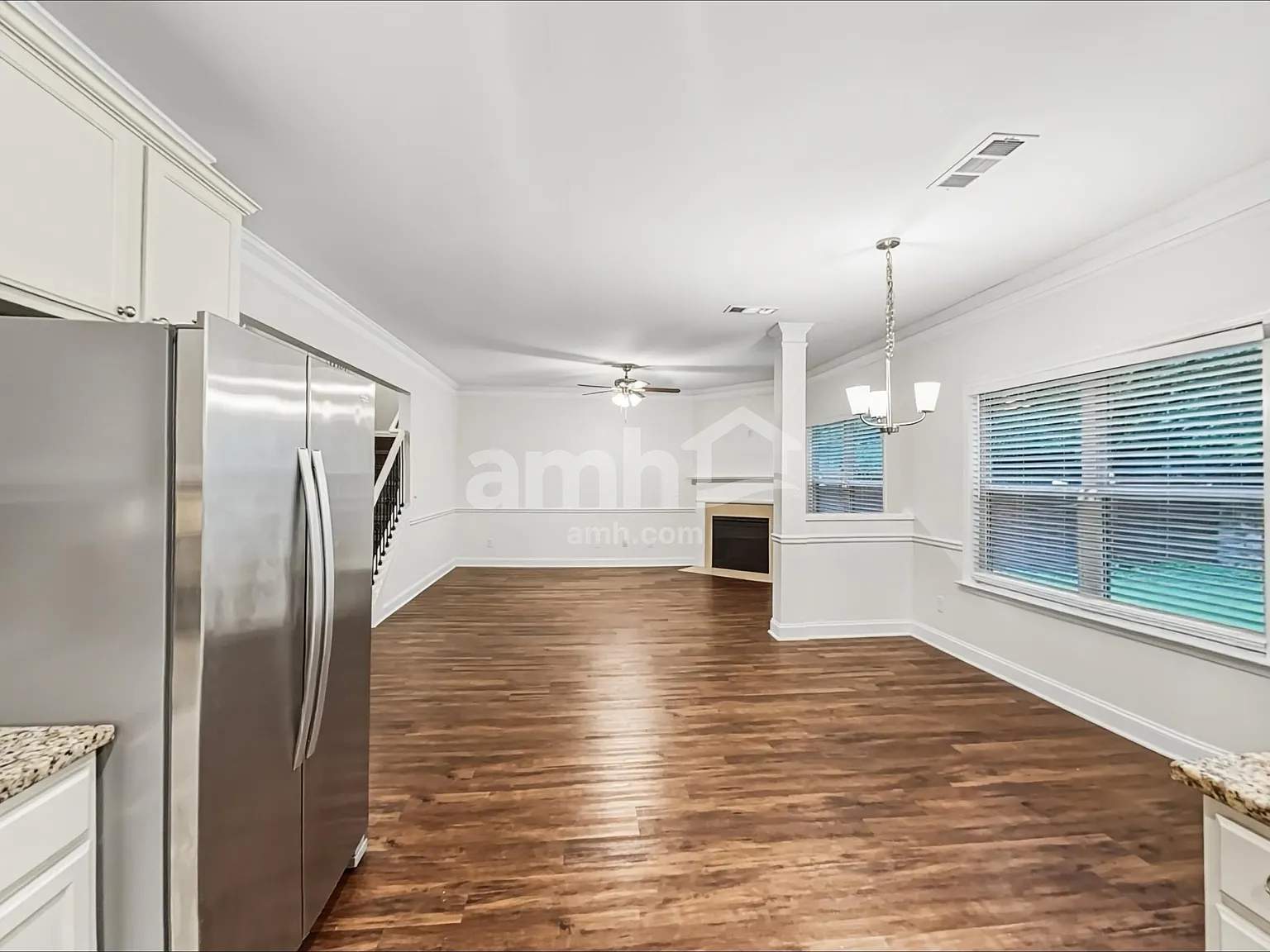 4 bed, 2.5 bath, 2369 sqft, $2,650 — Photo 3