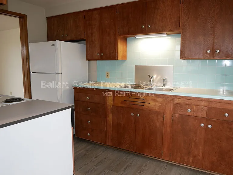 6402 11th Ave NW — Photo 12