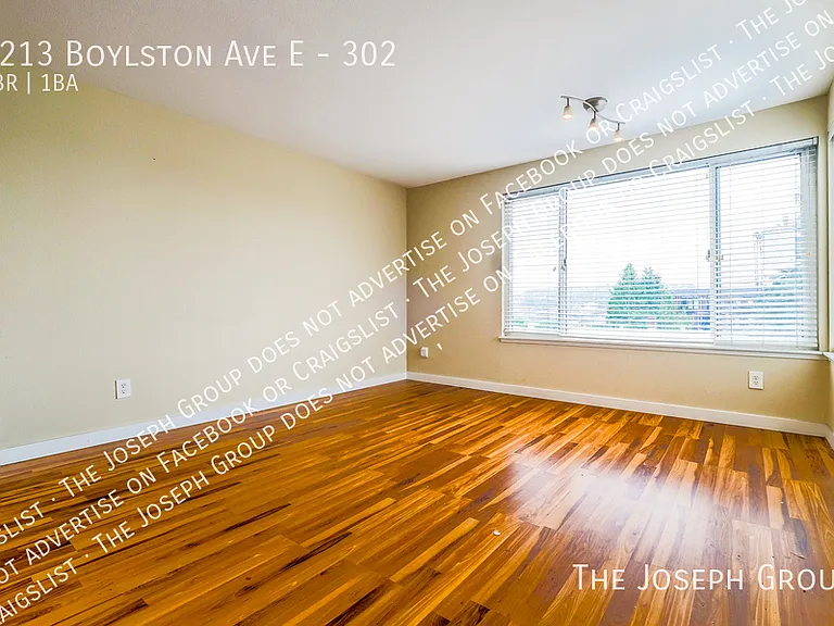 2213 Boylston Ave E #302 — Photo 2