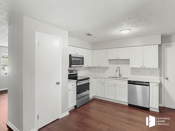 4th image of 11056 Key Madeira Dr