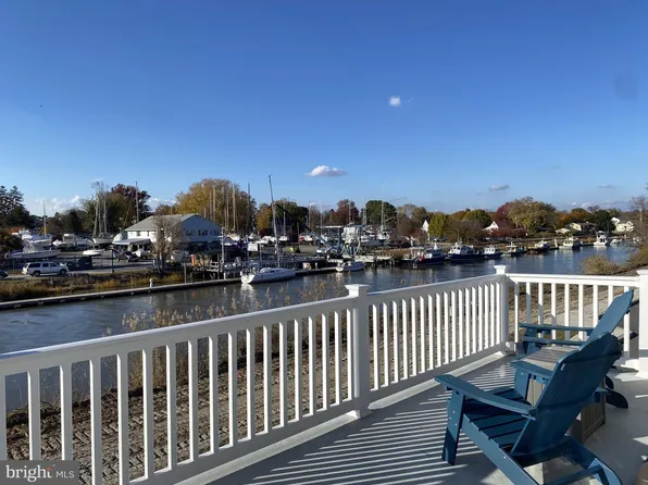 539 Cook St, Delaware City, DE 19706