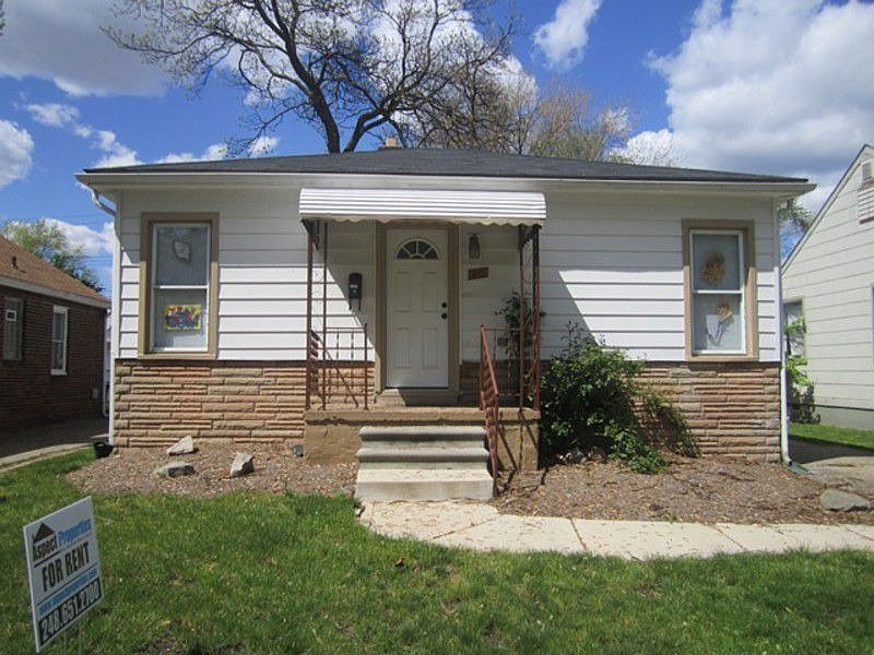 1st image of 811 E Milton Ave