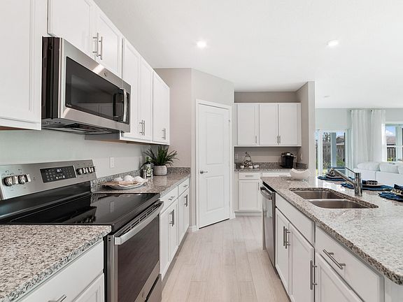 5th image of 4297 SW Walker Street #245