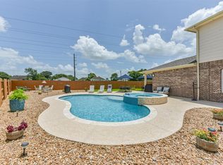 2501 Staplewood Springs Dr, Houston, TX 77089