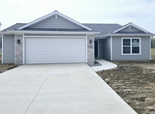 810 Knights Xing, Kendallville, IN