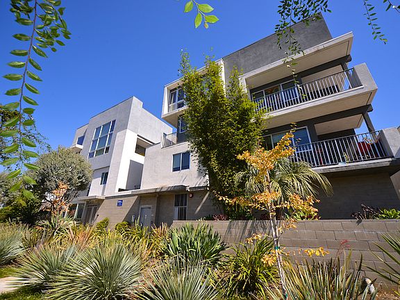 Mar Vista Lofts - Exterior