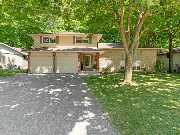 11 Grey Owl Dr, Woolwich, ON N3B 1S4