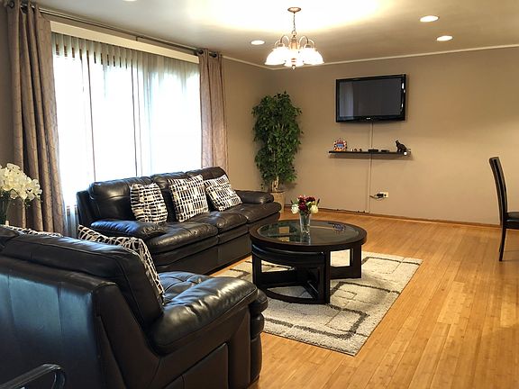 4th image of 7316 W 153rd St #5