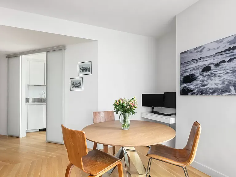 400 E 67th St #5J — Photo 4