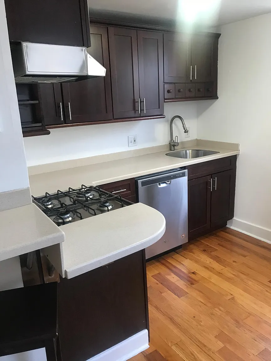 1235 E Berks St #2 photo 1