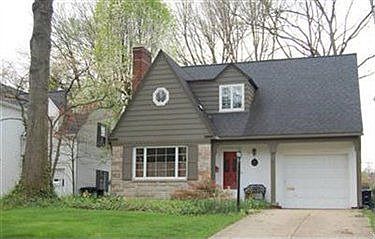 1st image of 388 Kenilworth Dr