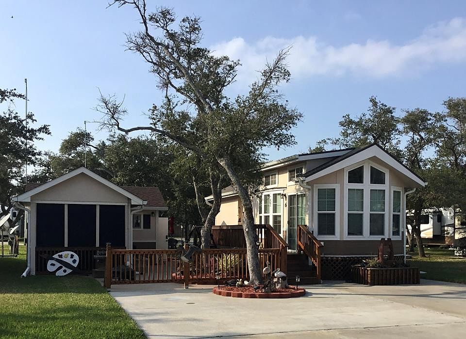 1st image of 1402 W Corpus Christi St