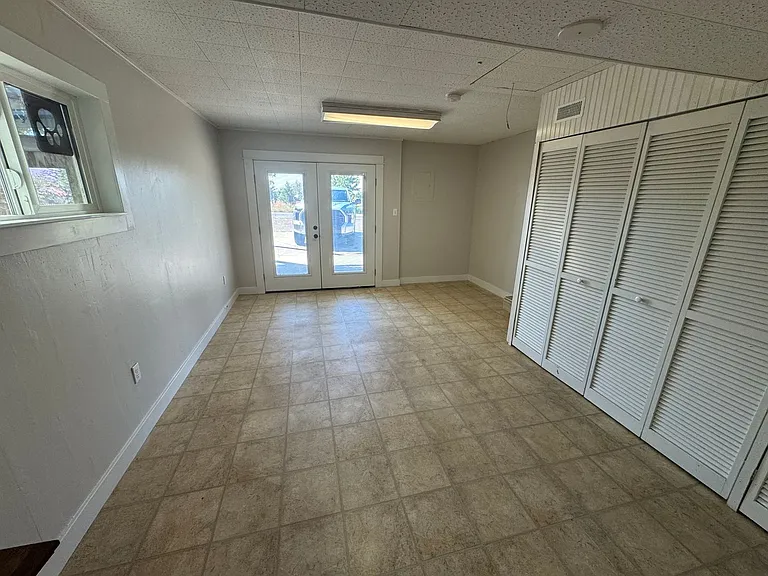 6620 NE Pettibone Dr — Photo 7