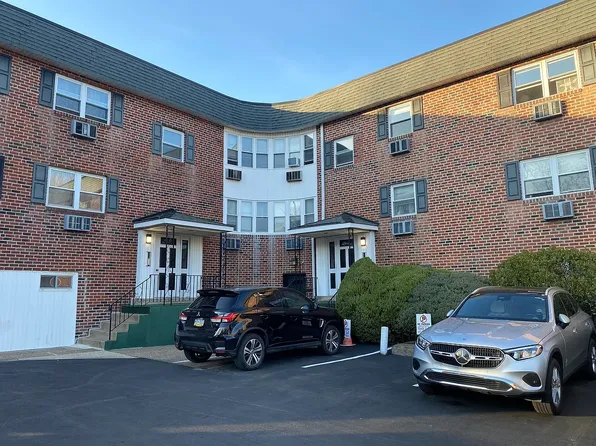 7727 Germantown Ave Floor 3, Philadelphia, PA 19118