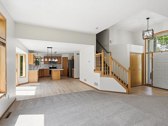 4th image of 15055 82nd Cir NE