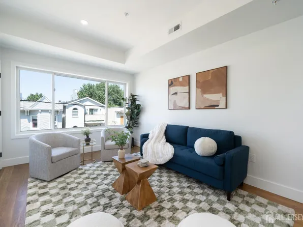 67 Virginia Ave Building 67-3, Jersey City, NJ 07304