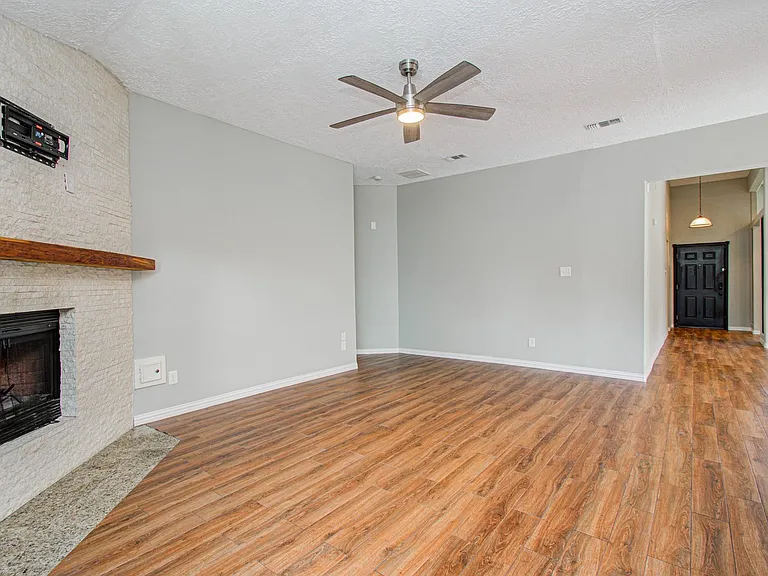 10546 Rippling Fields Dr — Photo 14