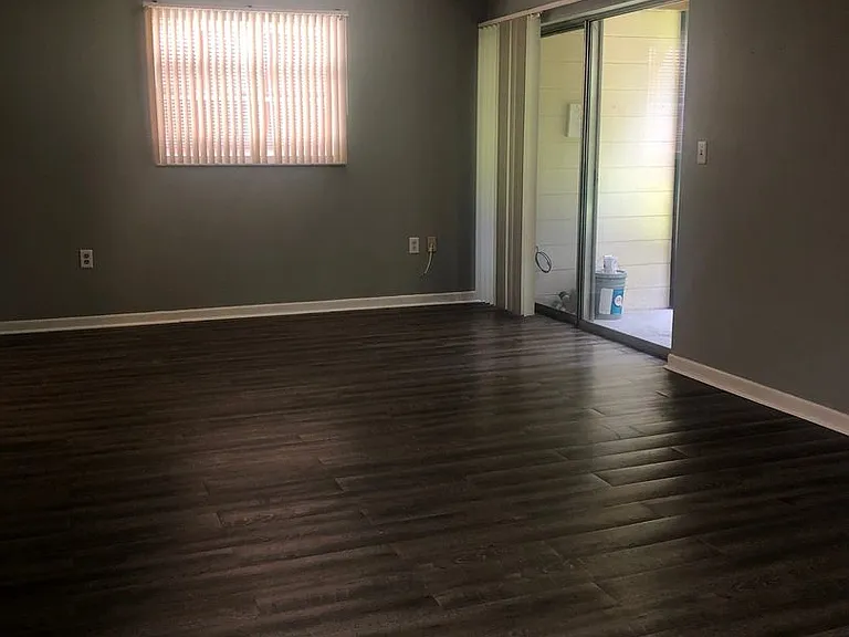 170 Palmetto Woods Ct #3C — Photo 6
