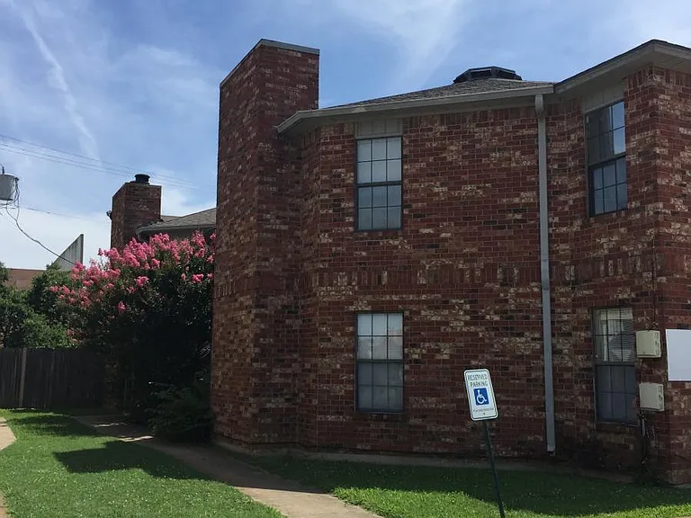 736 Bluebonnet Dr — Photo 9