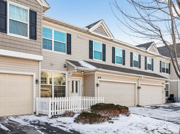 879 Braunworth Ct, Chaska, MN 55318