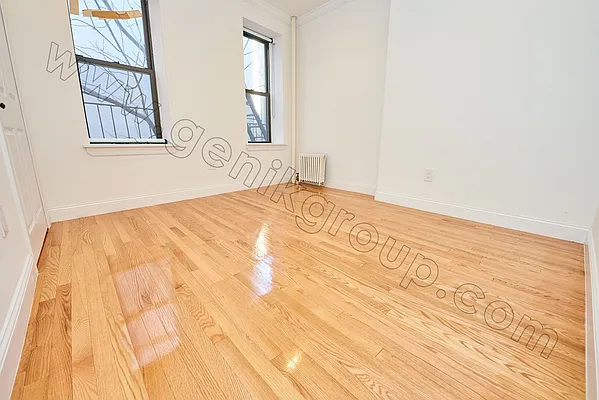 Rented by Genik Group Corp | media 26