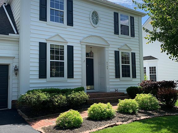3rd image of 6709 Lower Brook Way