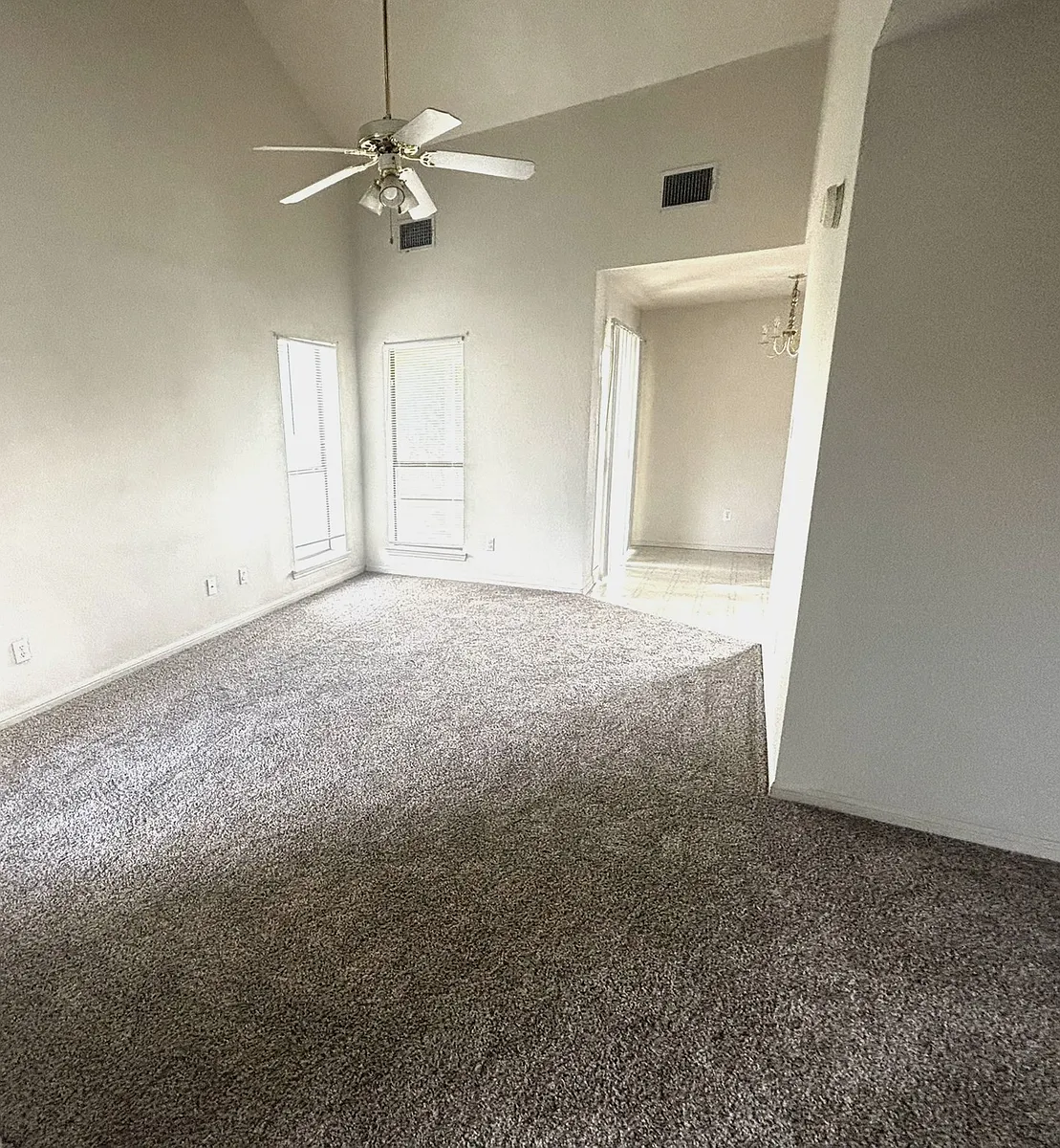 Building Photo - 308 Deloris Dr