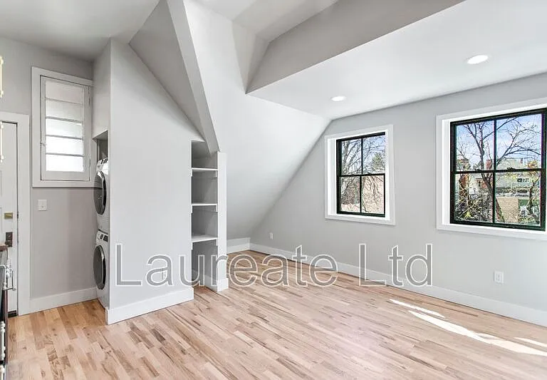 2224 E 14th Ave #6 — Photo 5