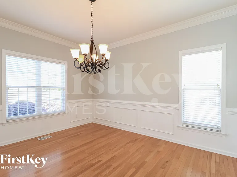 5320 Graycliff Ln — Photo 5