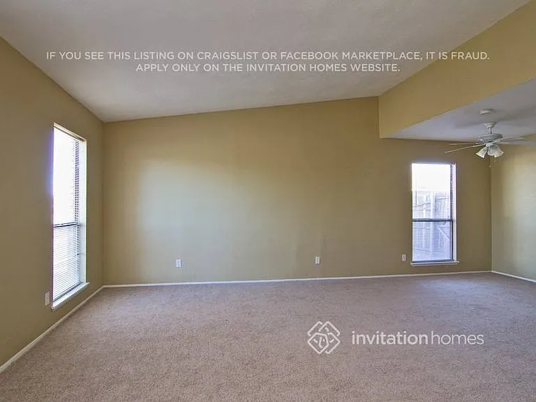 656 Priscilla Ln — Photo 3