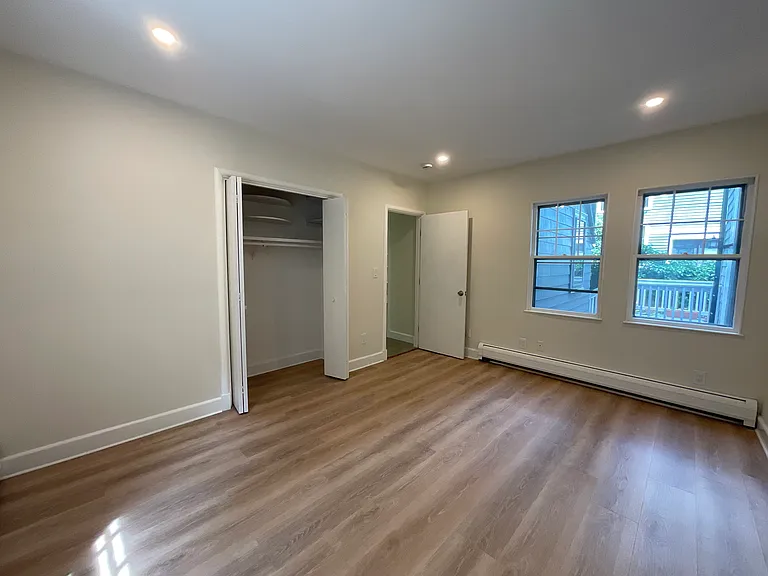 49 Irving St #3 — Photo 21
