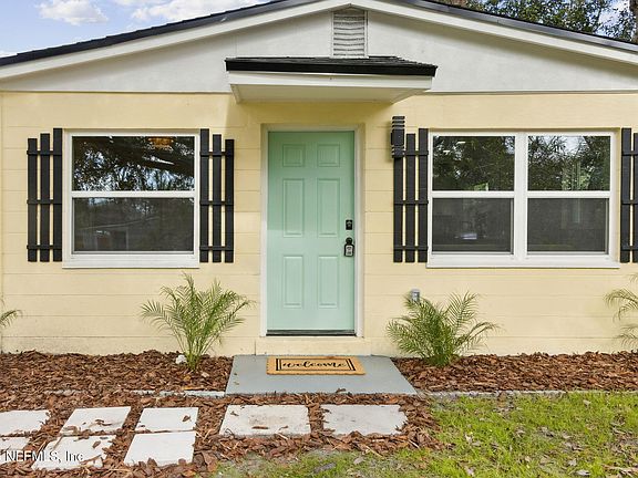 5th image of 14051 CLARIDGE Road N